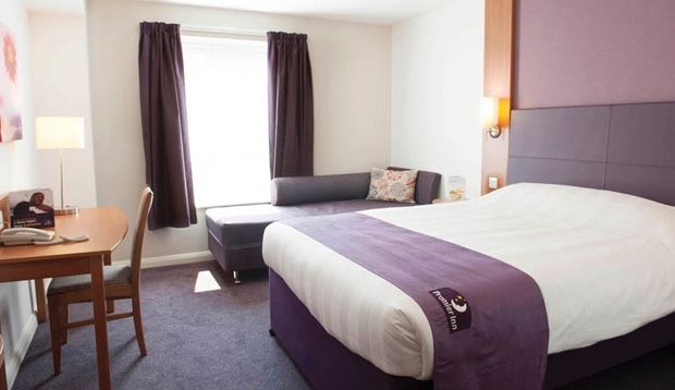 Premier Inn Liverpool John Lennon Airport Speke Exterior photo